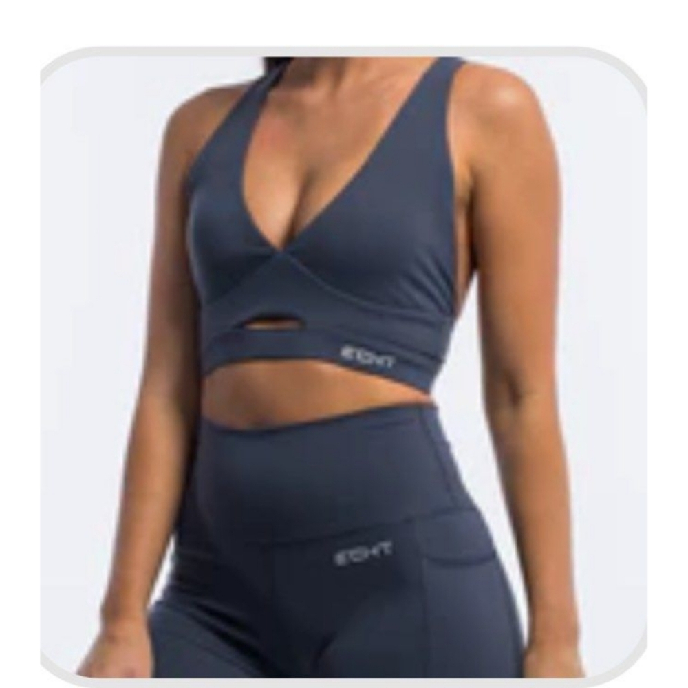 3/50$ ● ECHT FORCE SCRUNCH SHORTS AND BRAS SET  ● Size M